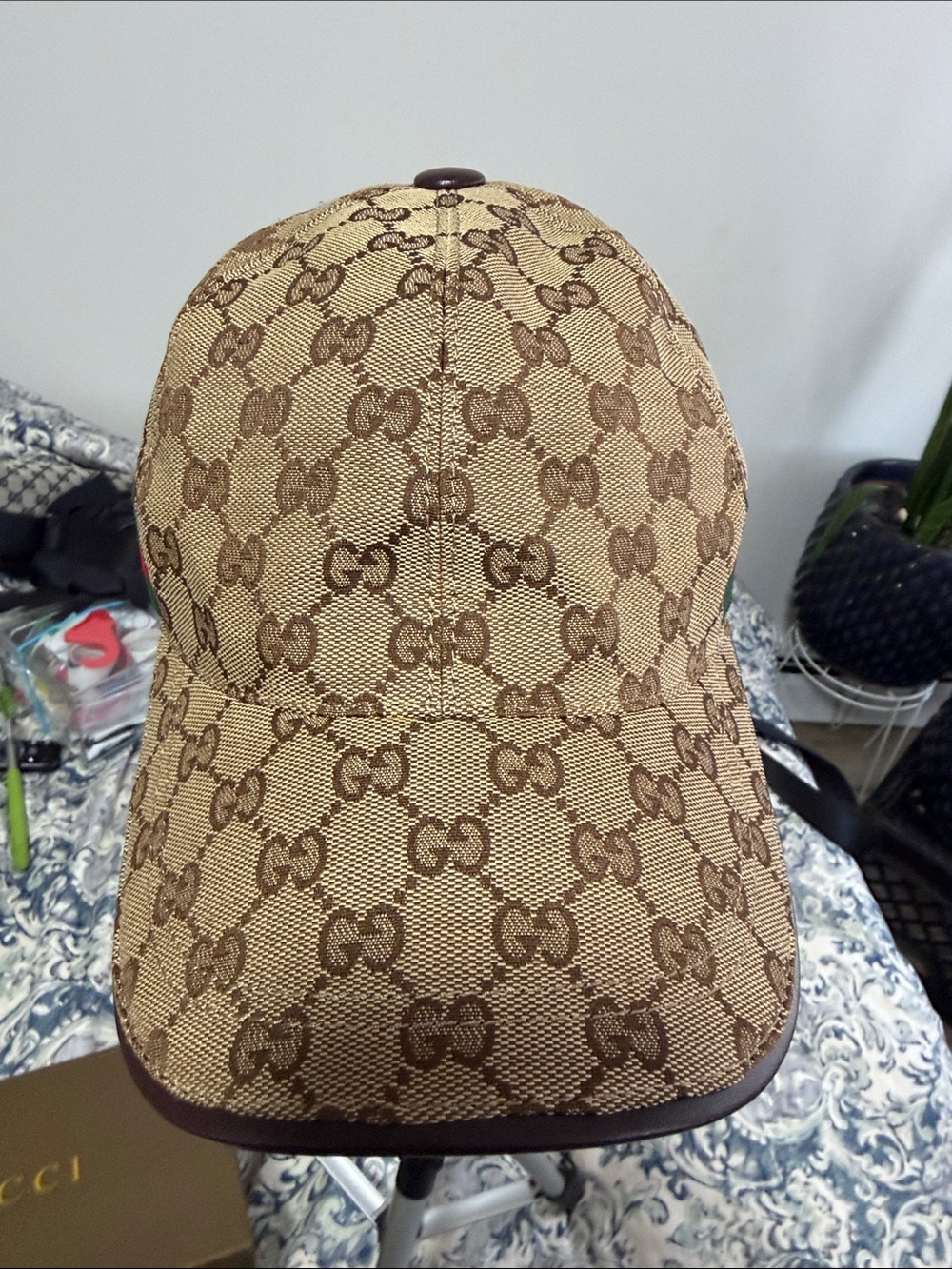 NEW VINTAGE UNISEX FASHION GUCCI •Beige Monogram Baseball Cap/Box & Dustbag